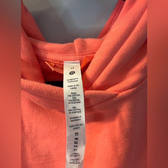 LULULEMON Loungeful
Cropped Hoodie RASPBERRY CREAM - Picture 5 of 8